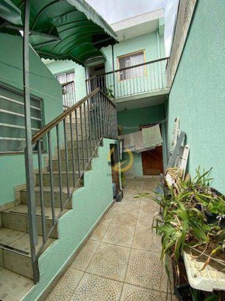 Casa, 5 quartos, 210 m² - Foto 3