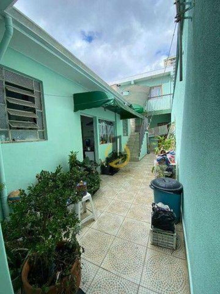 Casa, 5 quartos, 210 m² - Foto 2