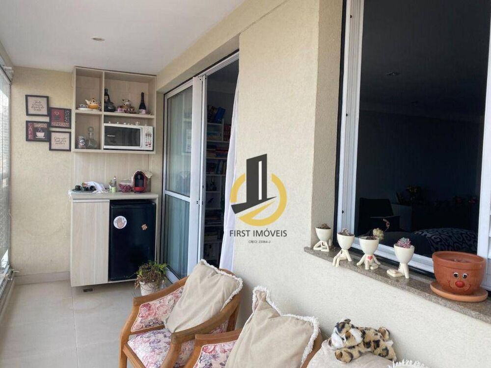 Apartamento, 3 quartos, 140 m² - Foto 1