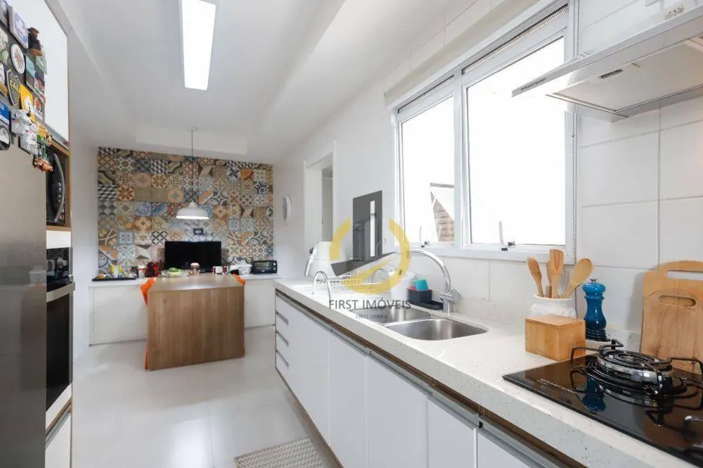 Apartamento, 3 quartos, 147 m² - Foto 2