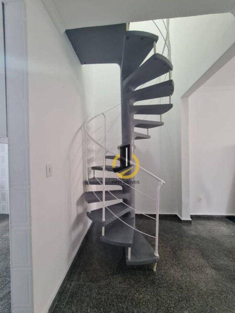 Casa à venda com 2 quartos, 100m² - Foto 10