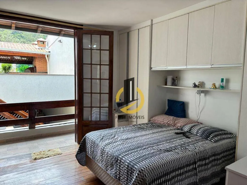 Sobrado, 3 quartos, 250 m² - Foto 8