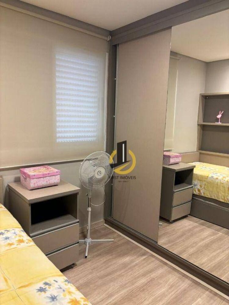 Apartamento à venda com 3 quartos, 123m² - Foto 13