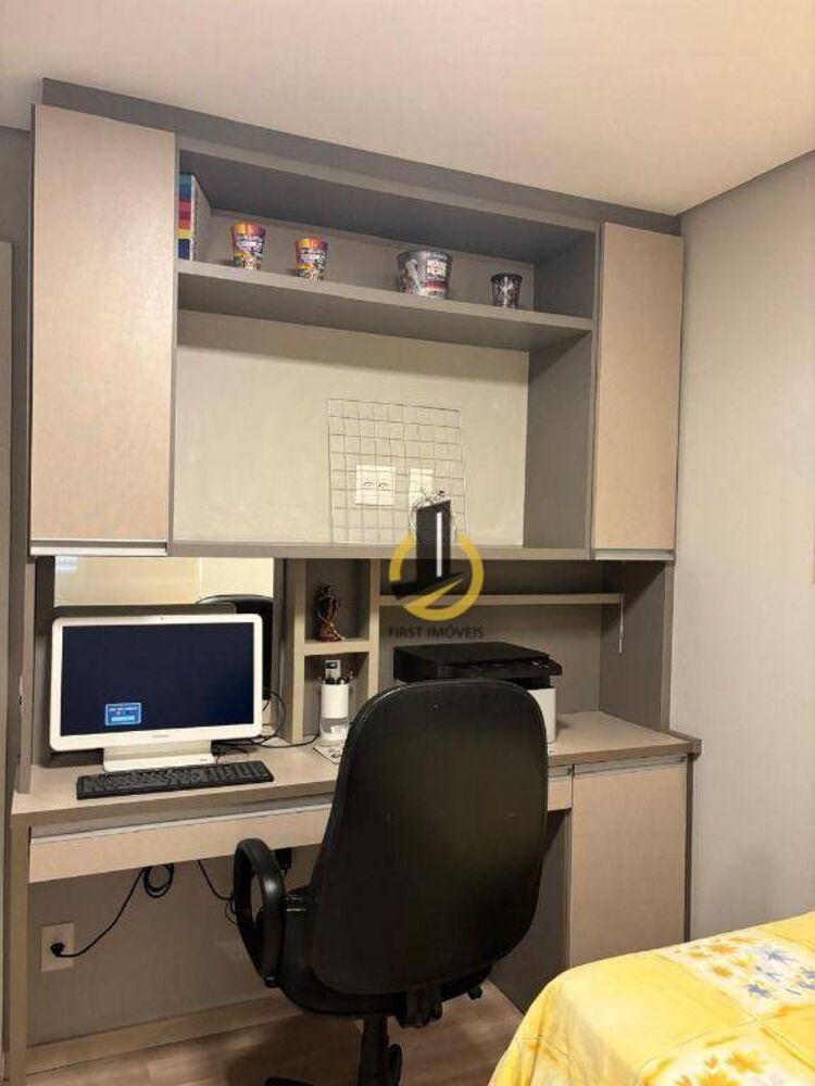 Apartamento à venda com 3 quartos, 123m² - Foto 12