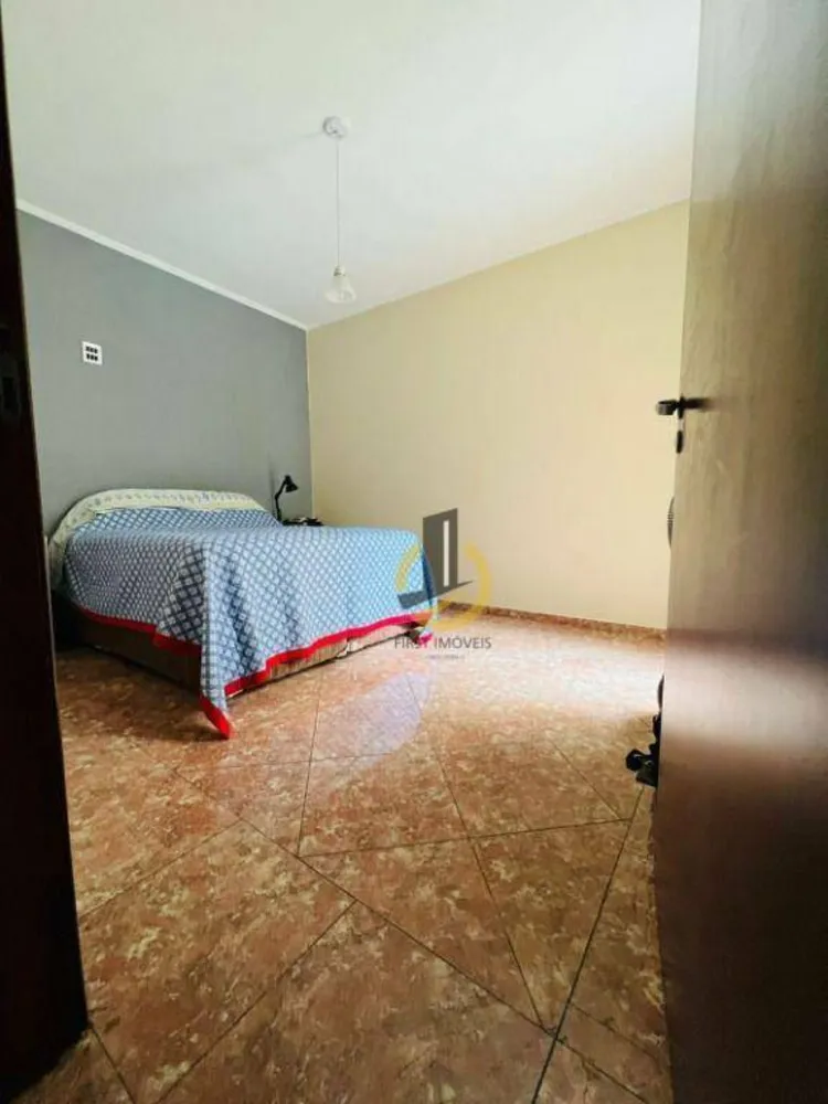 Casa, 3 quartos, 141 m² - Foto 2