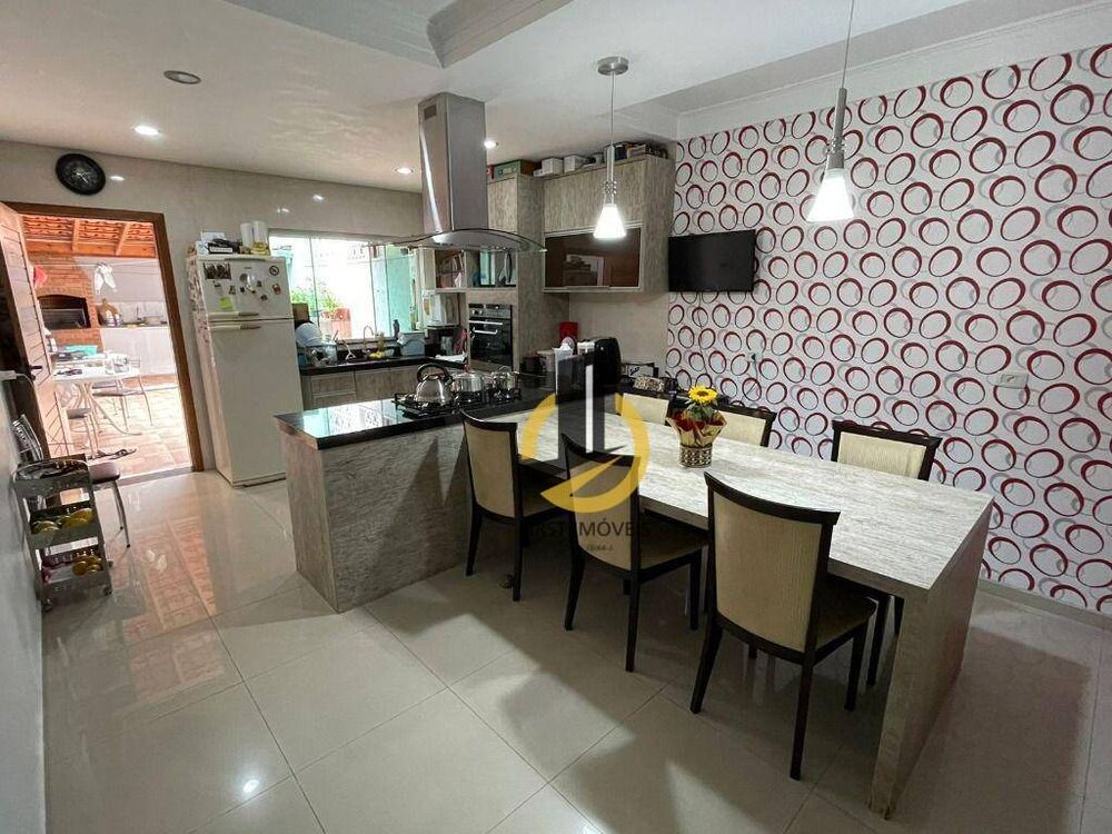 Sobrado, 3 quartos, 250 m² - Foto 17