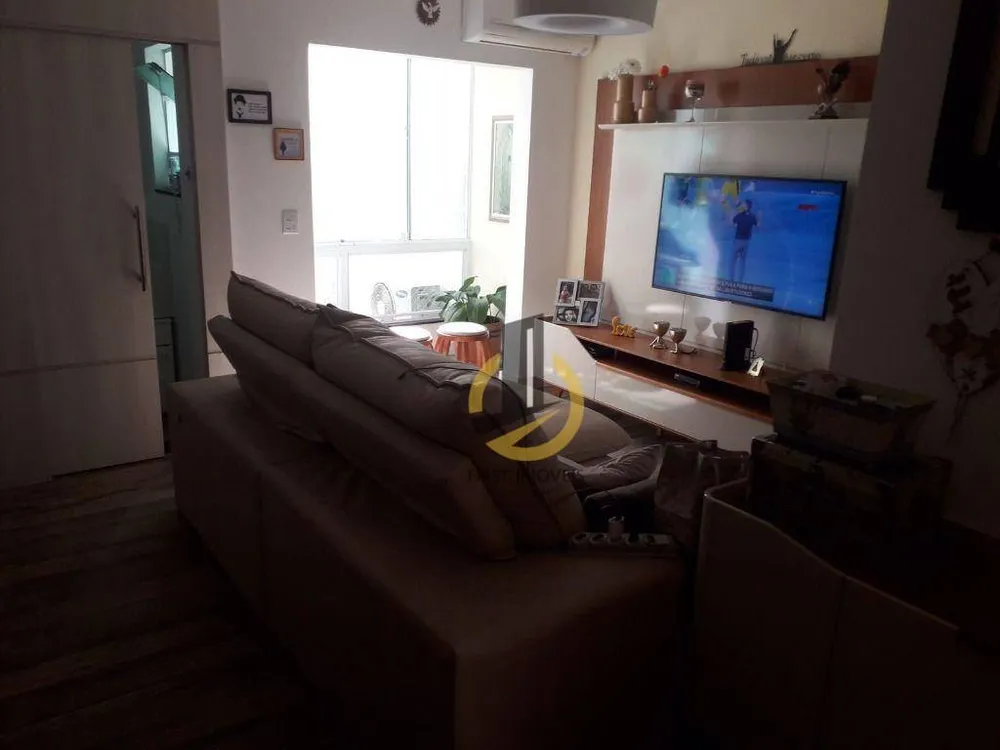 Sobrado, 3 quartos, 194 m² - Foto 2