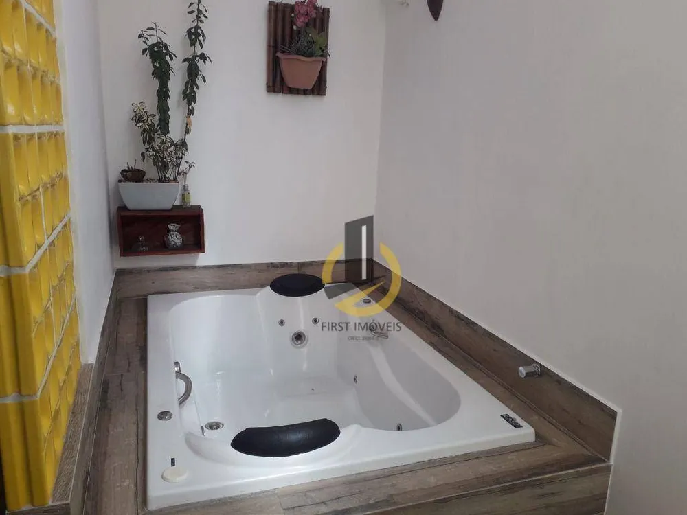 Sobrado, 3 quartos, 194 m² - Foto 3