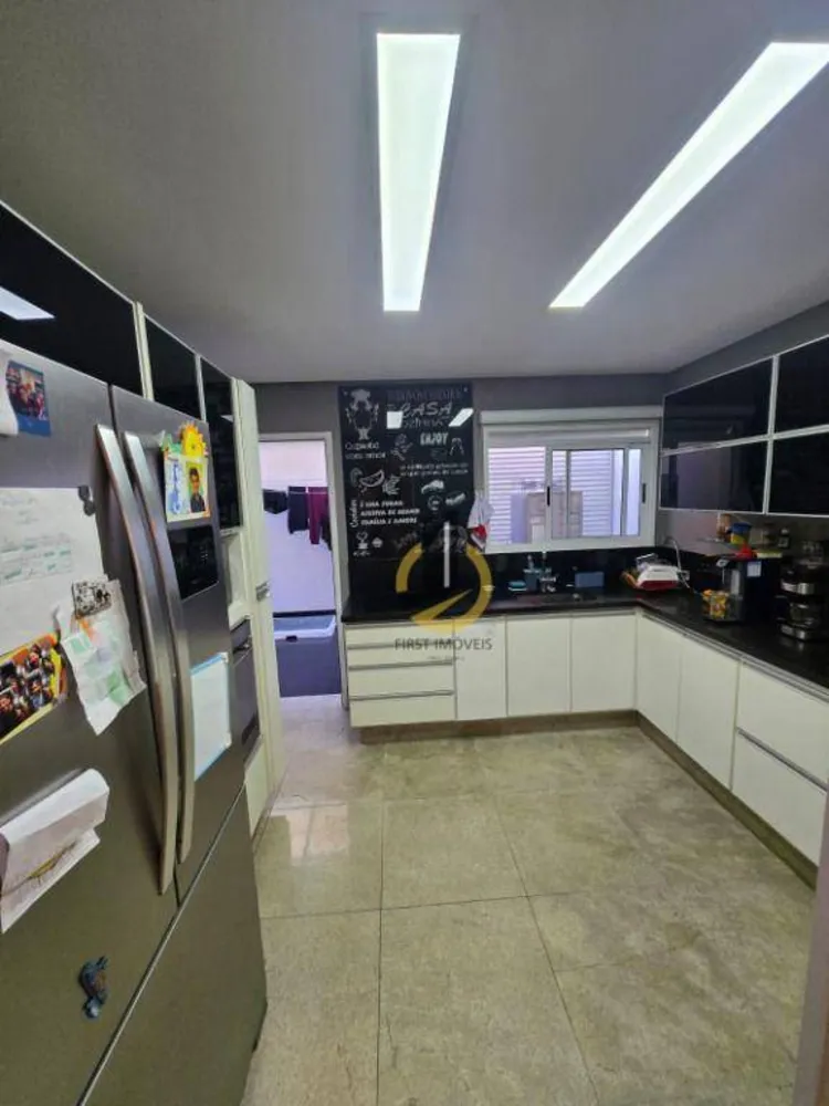 Sobrado, 4 quartos, 250 m² - Foto 2