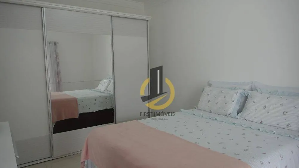 Casa, 3 quartos, 200 m² - Foto 13