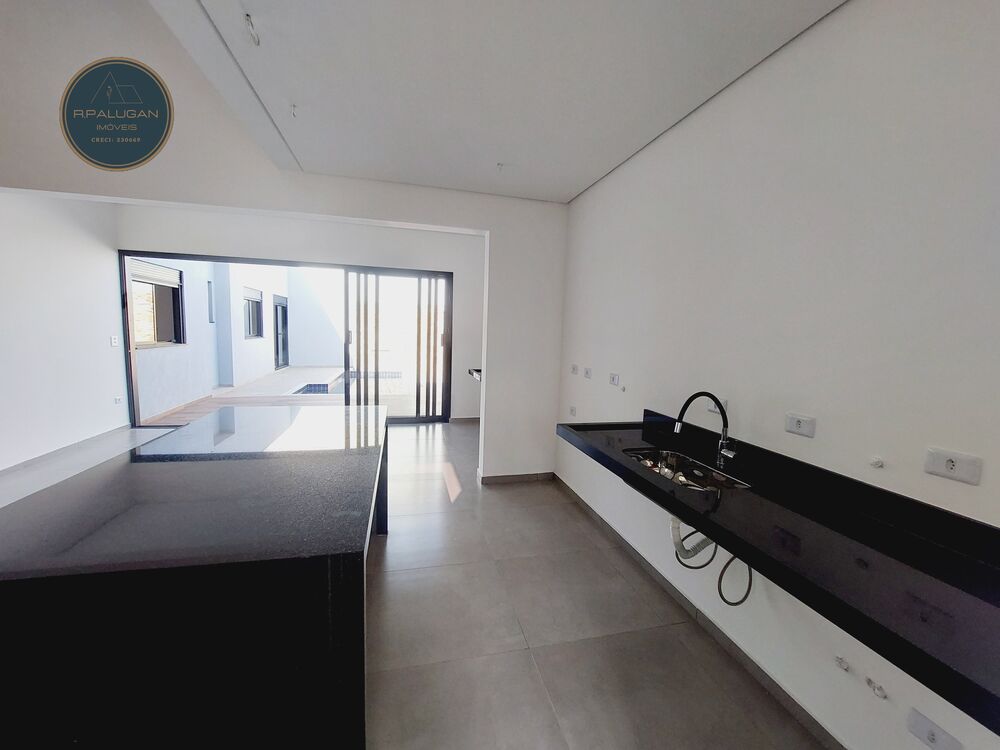 Casa, 3 quartos, 170 m² - Foto 1