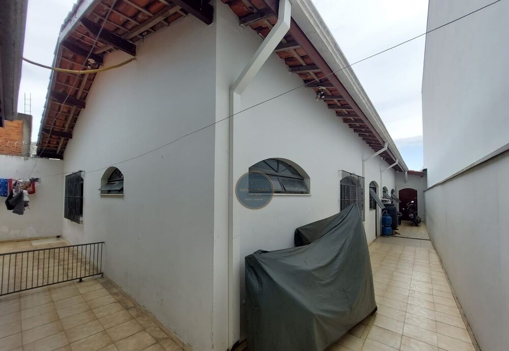 Casa, 3 quartos, 231 m² - Foto 2