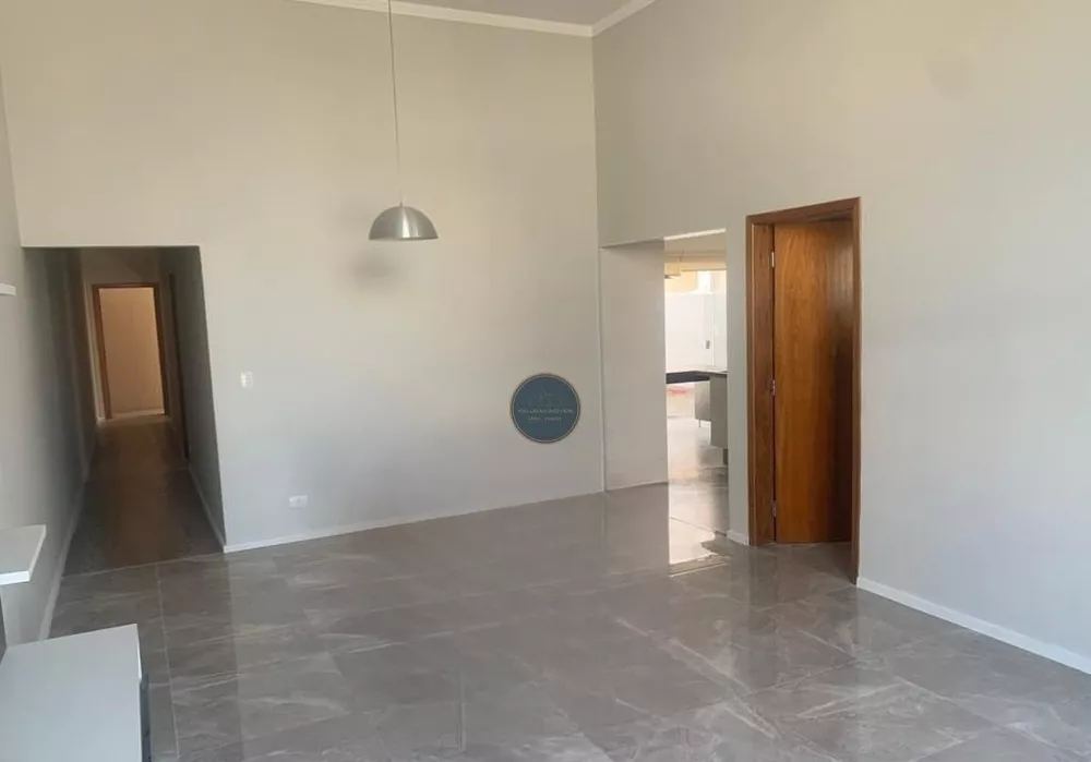 Casa à venda com 3 quartos, 170m² - Foto 4