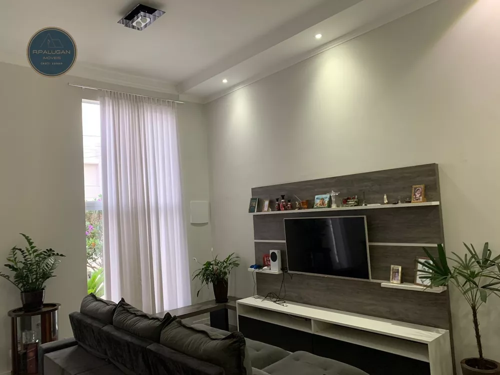 Casa à venda com 3 quartos, 170m² - Foto 2