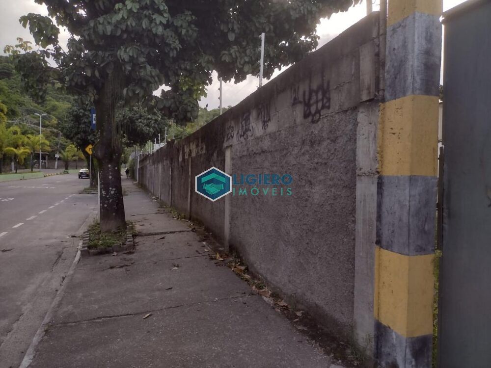 Loteamento e Condomínio - Foto 4