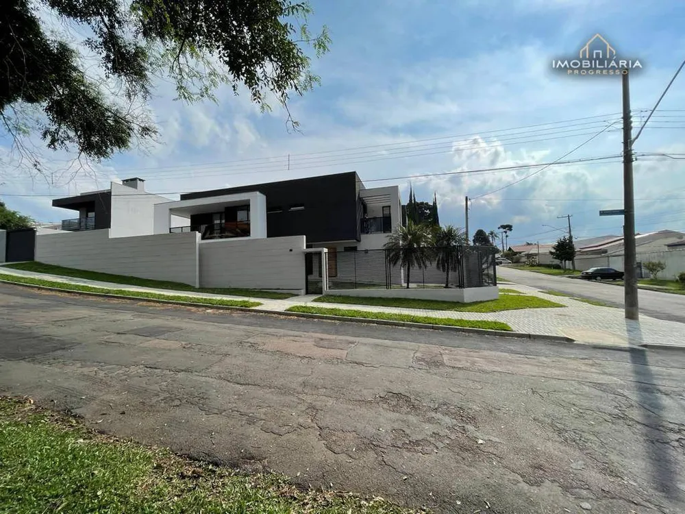 Sobrado, 3 quartos, 310 m² - Foto 2