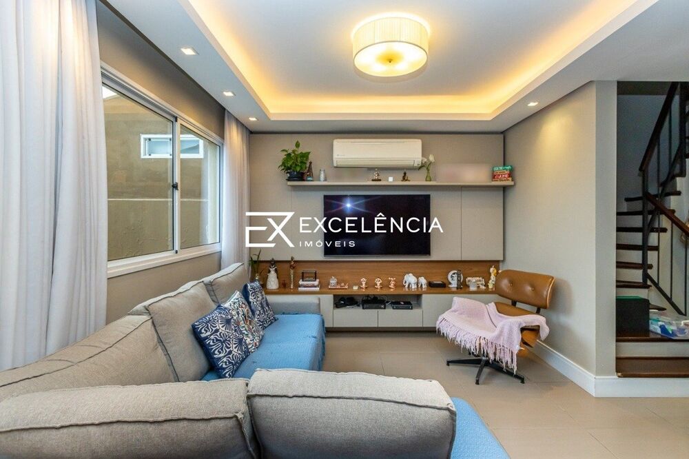 Casa de Condomínio à venda com 4 quartos, 157m² - Foto 1