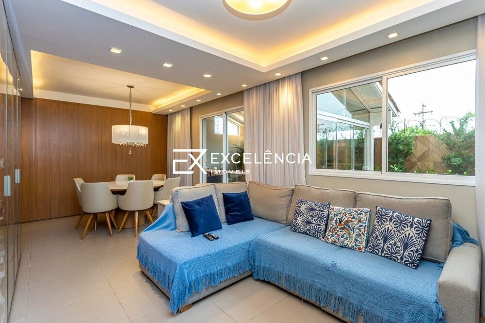 Casa de Condomínio à venda com 4 quartos, 157m² - Foto 2