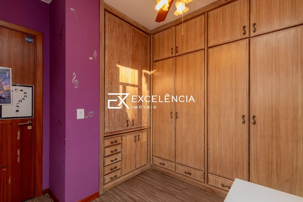 Casa, 3 quartos, 219 m² - Foto 11