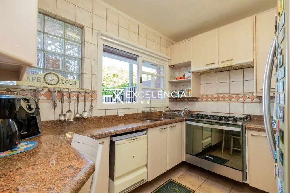 Casa, 3 quartos, 219 m² - Foto 19
