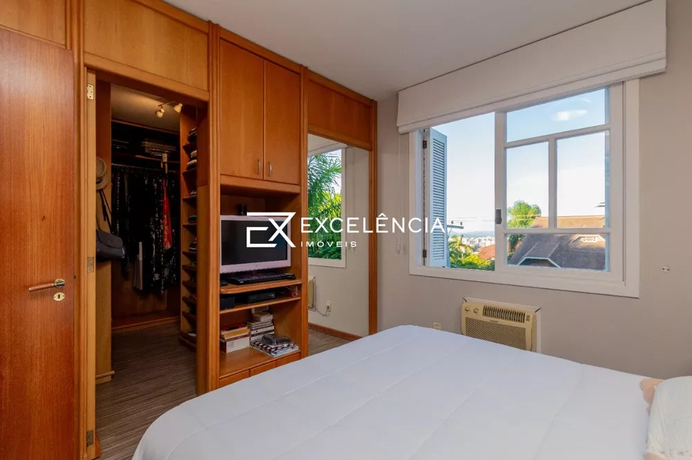 Casa, 3 quartos, 219 m² - Foto 13
