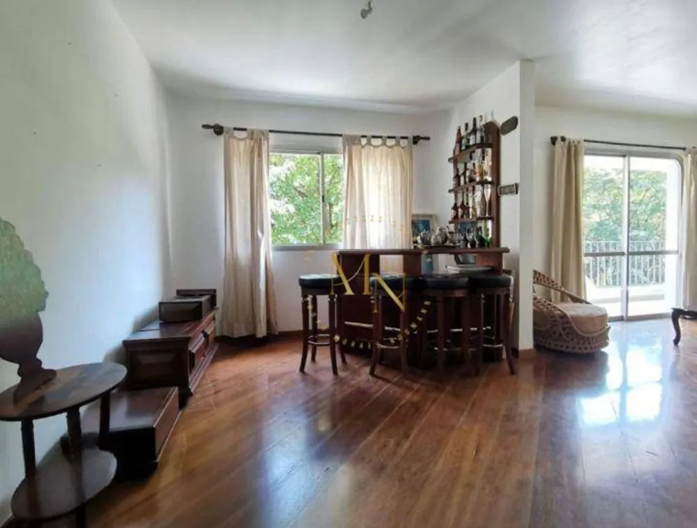 Apartamento, 4 quartos, 210 m² - Foto 1