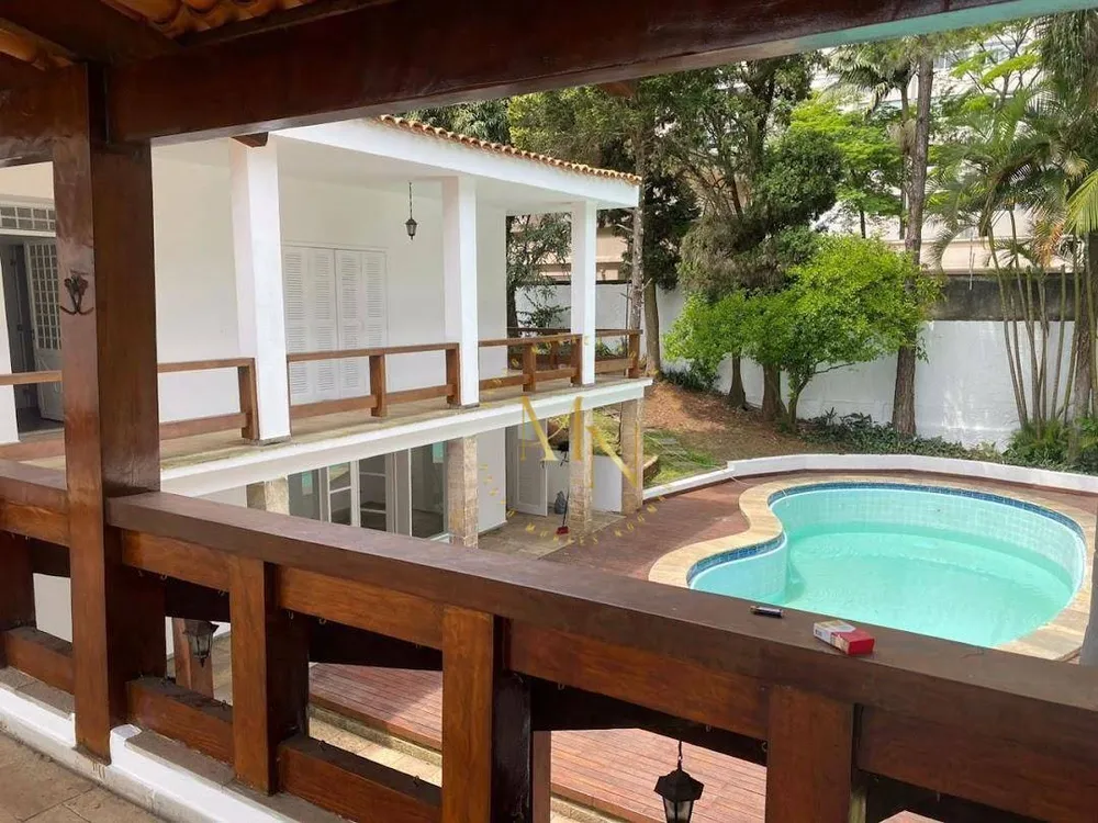 Casa, 4 quartos, 450 m² - Foto 1