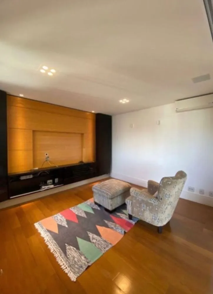 Apartamento, 3 quartos, 195 m² - Foto 2