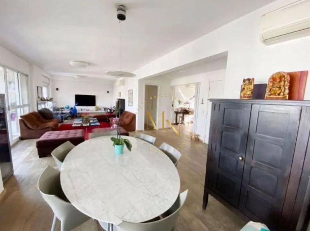 Apartamento, 3 quartos, 195 m² - Foto 2
