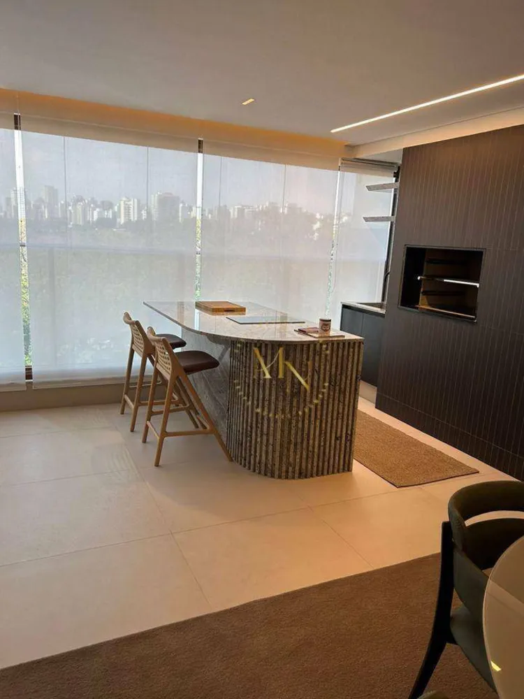 Apartamento, 3 quartos, 136 m² - Foto 1
