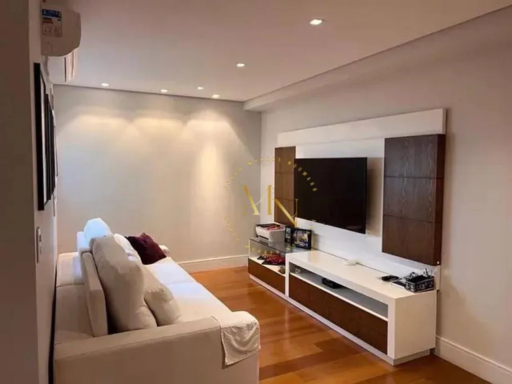 Apartamento, 3 quartos, 238 m² - Foto 2