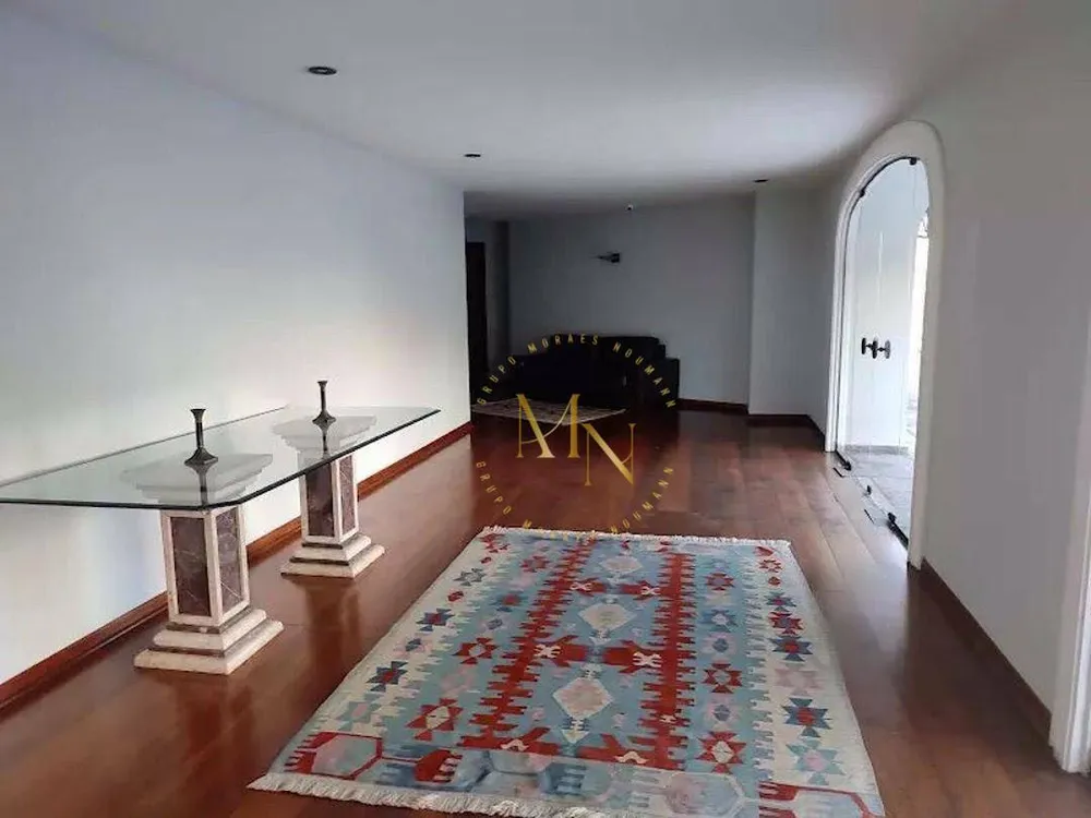 Apartamento, 4 quartos, 242 m² - Foto 1
