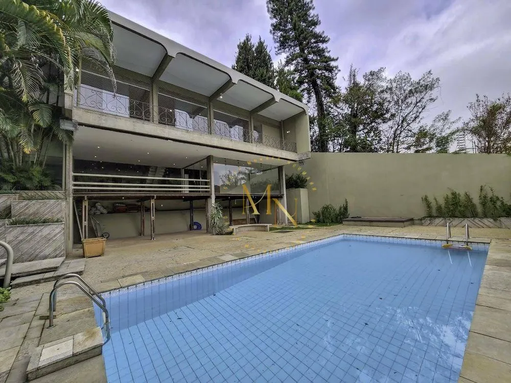 Sobrado, 5 quartos, 900 m² - Foto 1