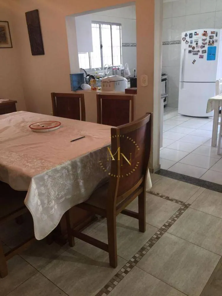 Sobrado, 3 quartos, 200 m² - Foto 4