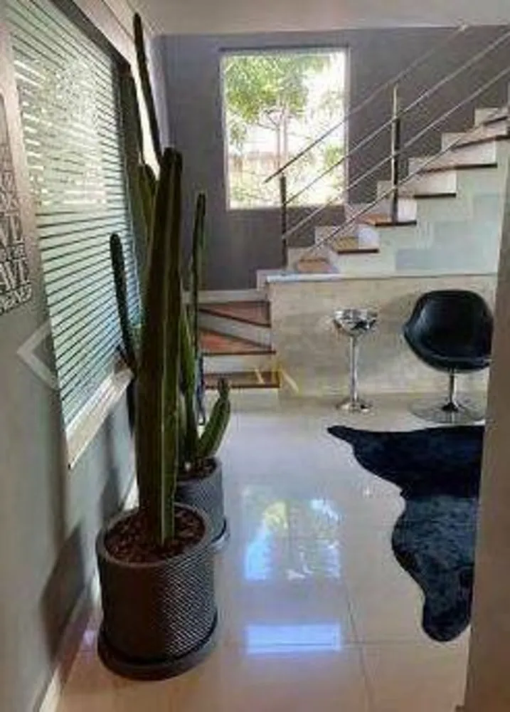 Casa, 3 quartos, 250 m² - Foto 4