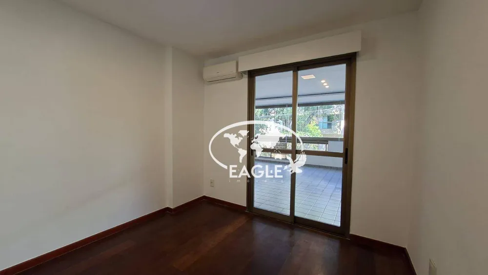 Apartamento, 3 quartos, 157 m² - Foto 2