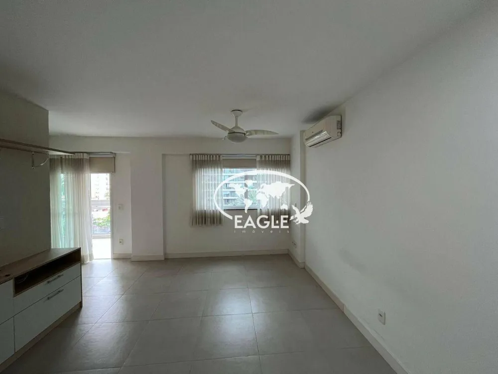 Apartamento, 3 quartos, 128 m² - Foto 2