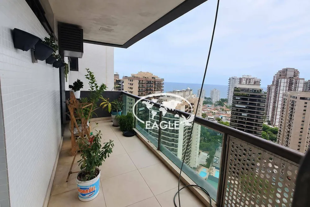 Cobertura, 3 quartos, 202 m² - Foto 2