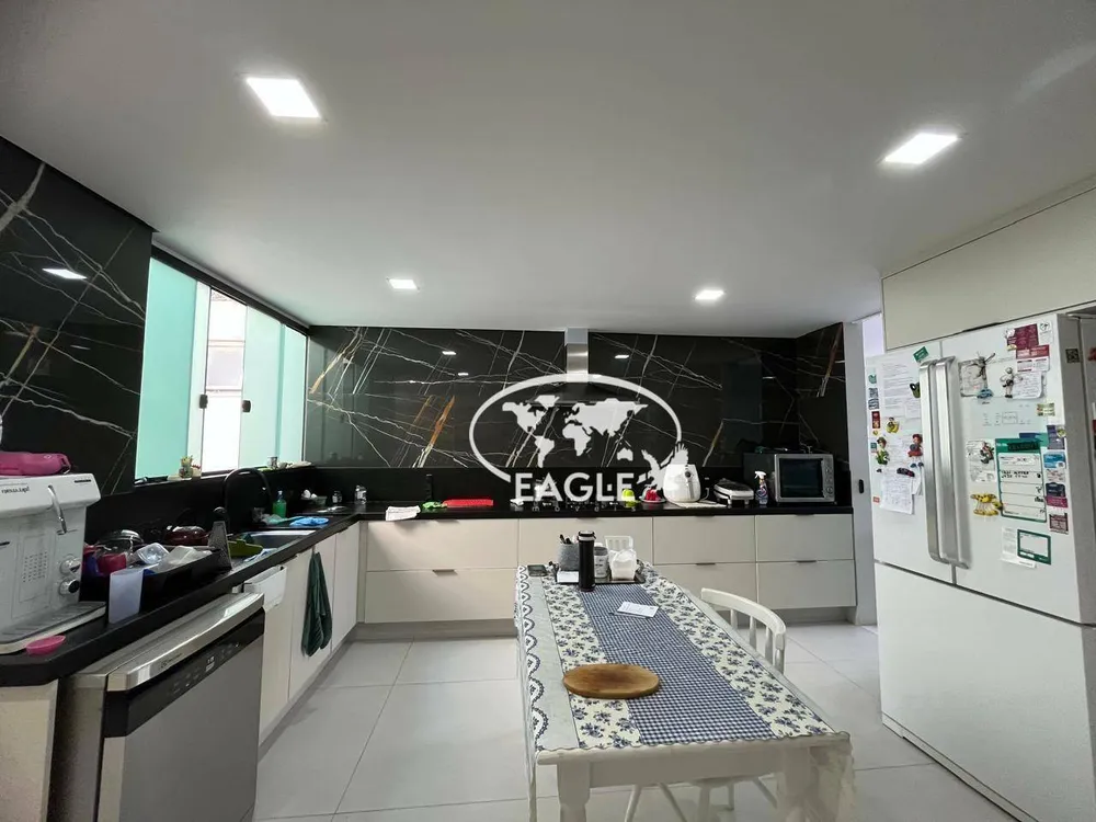 Cobertura, 3 quartos, 320 m² - Foto 4