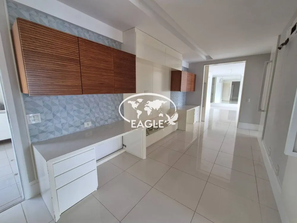 Apartamento, 4 quartos, 260 m² - Foto 7
