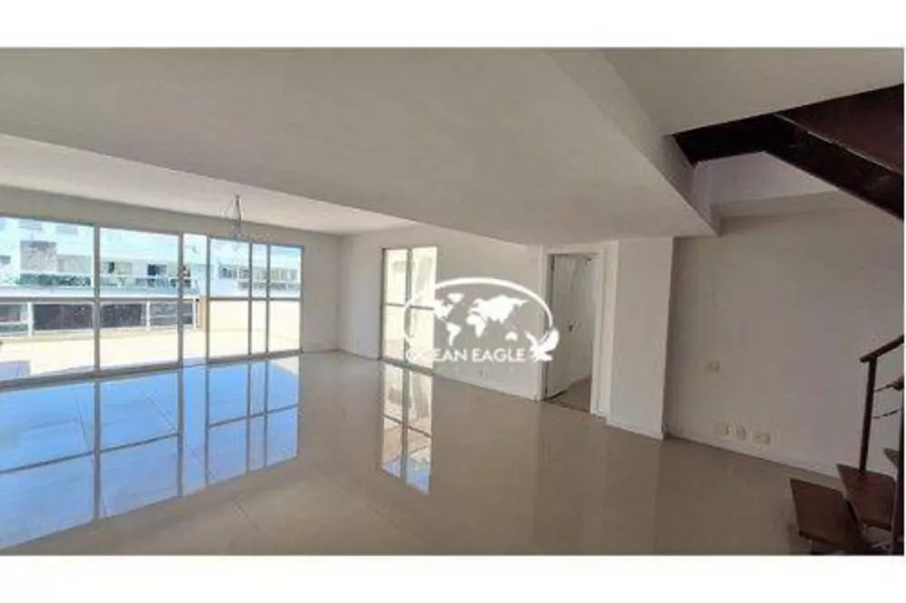Cobertura, 3 quartos, 250 m² - Foto 1