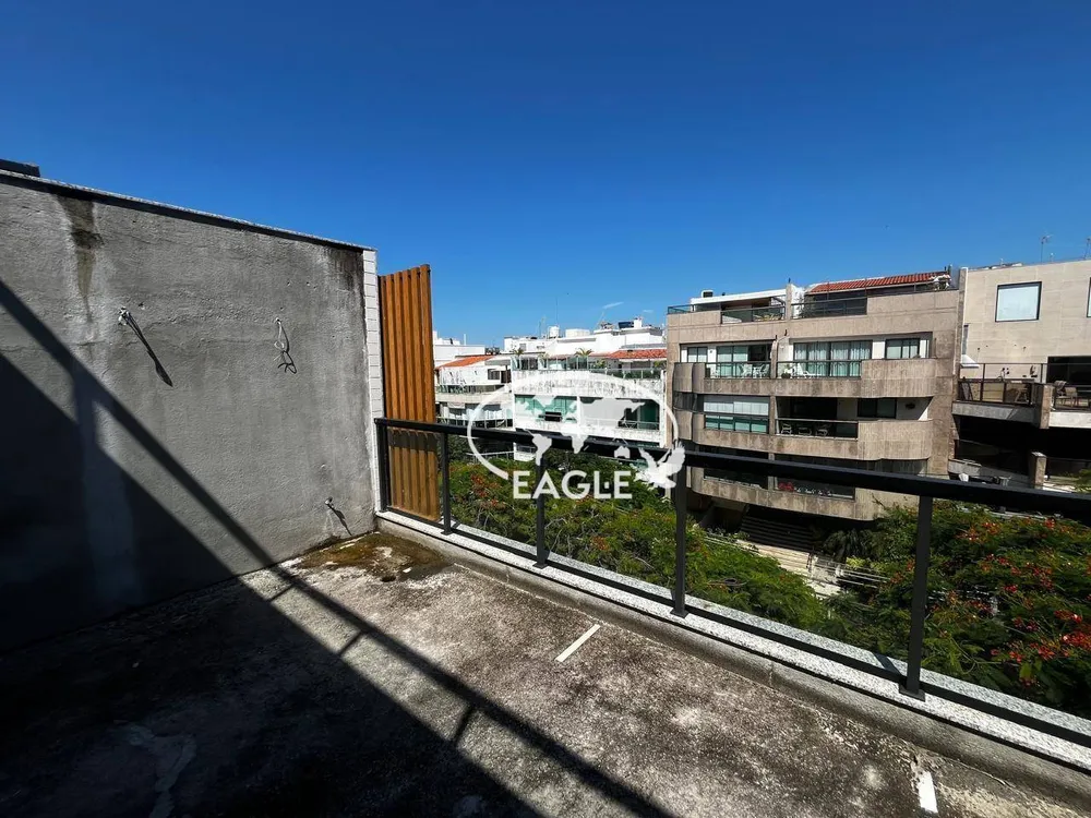 Cobertura, 3 quartos, 236 m² - Foto 2