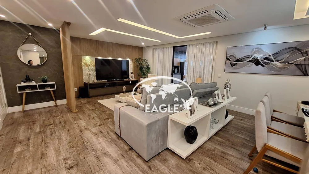 Apartamento, 3 quartos, 196 m² - Foto 1