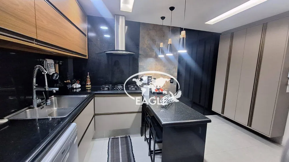 Apartamento, 3 quartos, 196 m² - Foto 47
