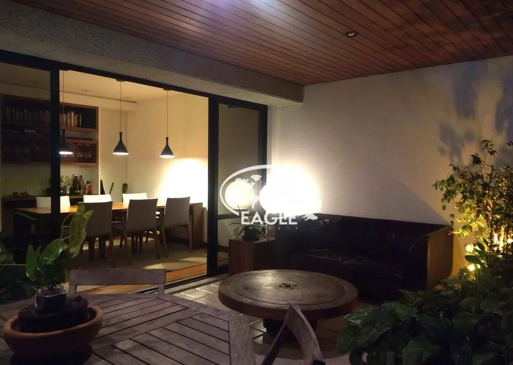 Apartamento, 3 quartos, 140 m² - Foto 4