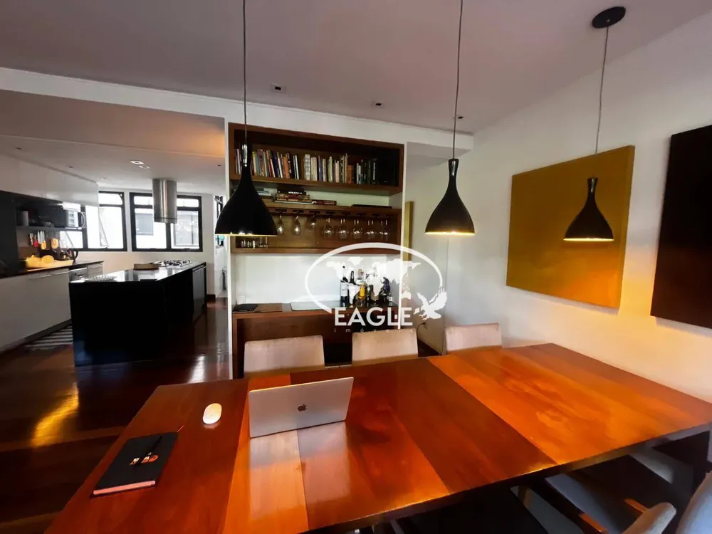 Apartamento, 3 quartos, 140 m² - Foto 1