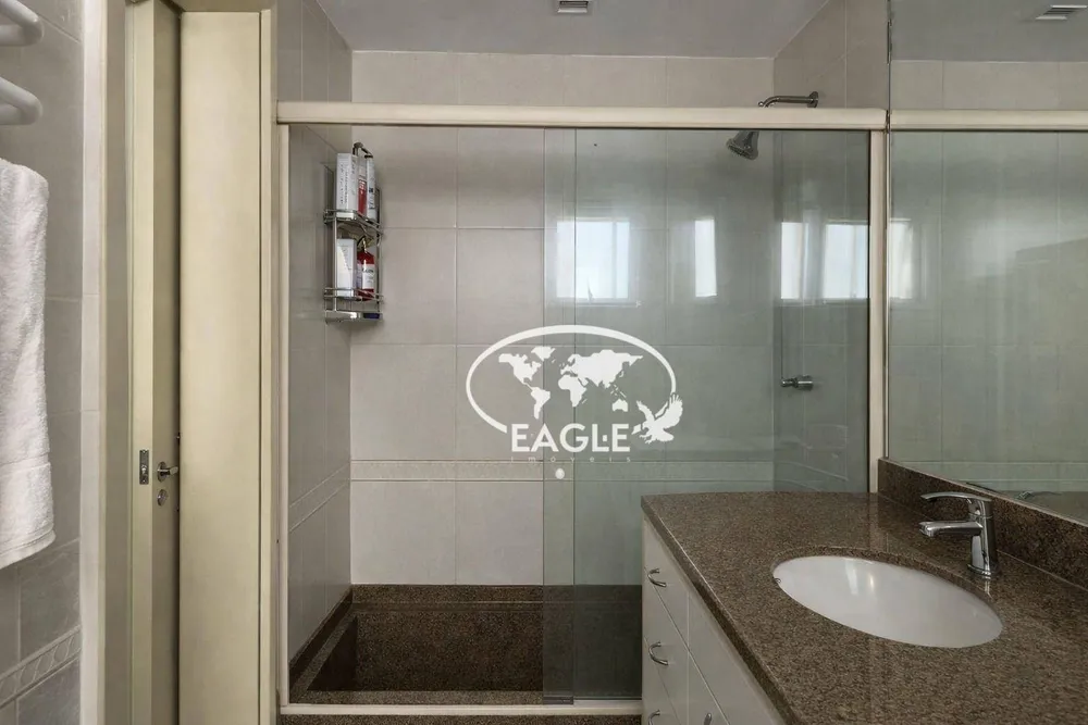 Apartamento, 3 quartos, 182 m² - Foto 2