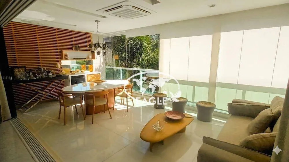 Apartamento, 3 quartos, 190 m² - Foto 2