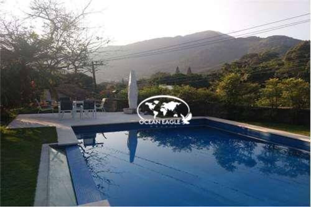 Casa de Condomínio à venda com 4 quartos, 950m² - Foto 2