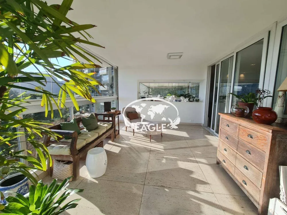 Apartamento, 3 quartos, 154 m² - Foto 1